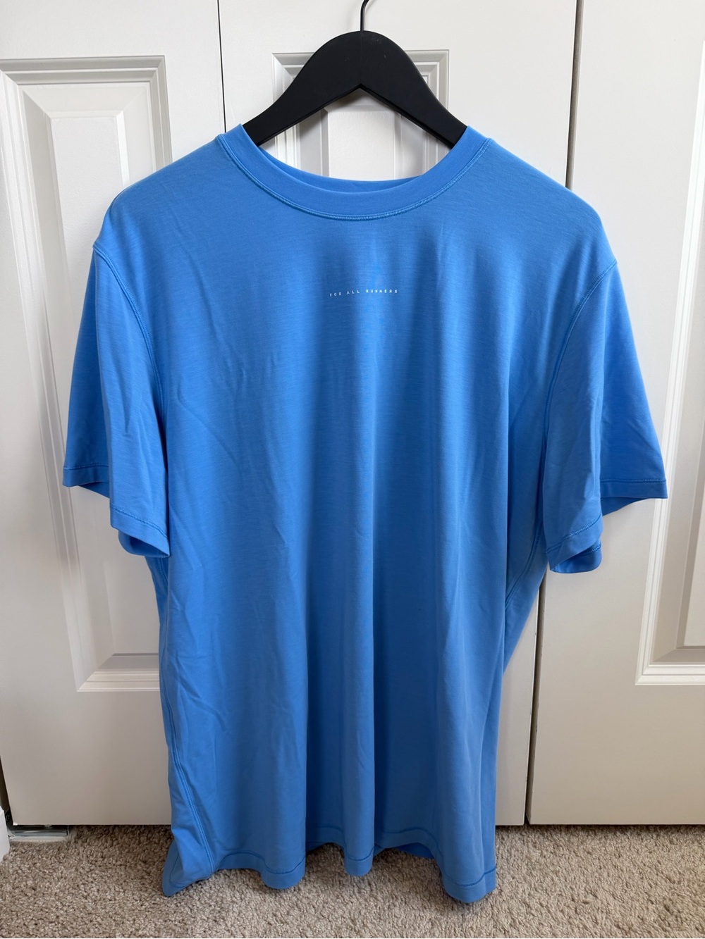 Lululemon Jersey Training Short-Sleeve Shirt *Run Graphic
Pool Party - Picture 6 of 8